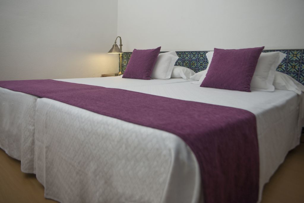 Hotell Fergus 4*
